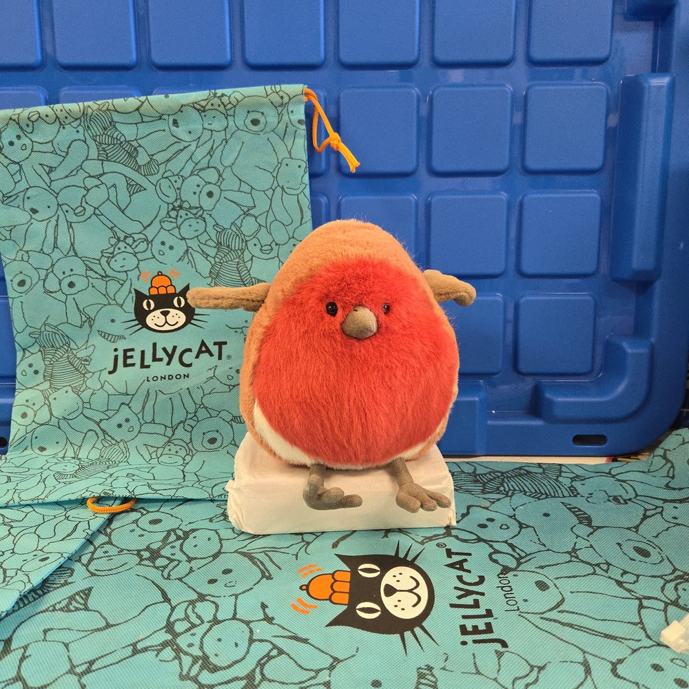'Rare' NWT Jellycat Plum Robin W/ Dust Bag